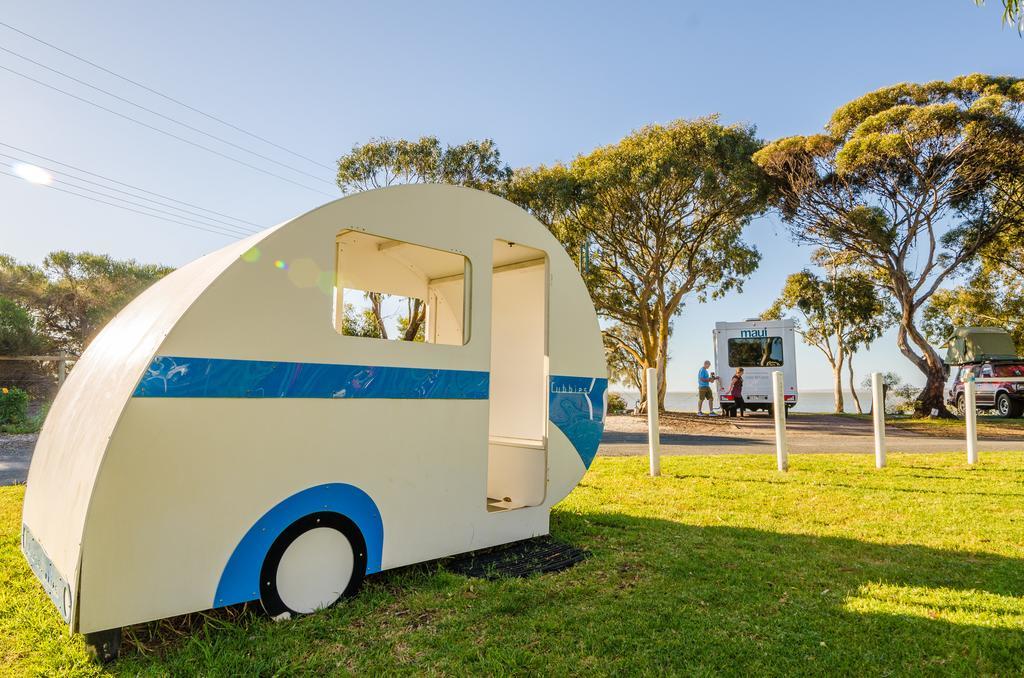 Lake Albert Caravan Park Hotel Meningie Buitenkant foto